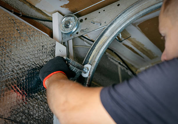 Affordable Garage Door Installation solutions in Wolcottville, IN